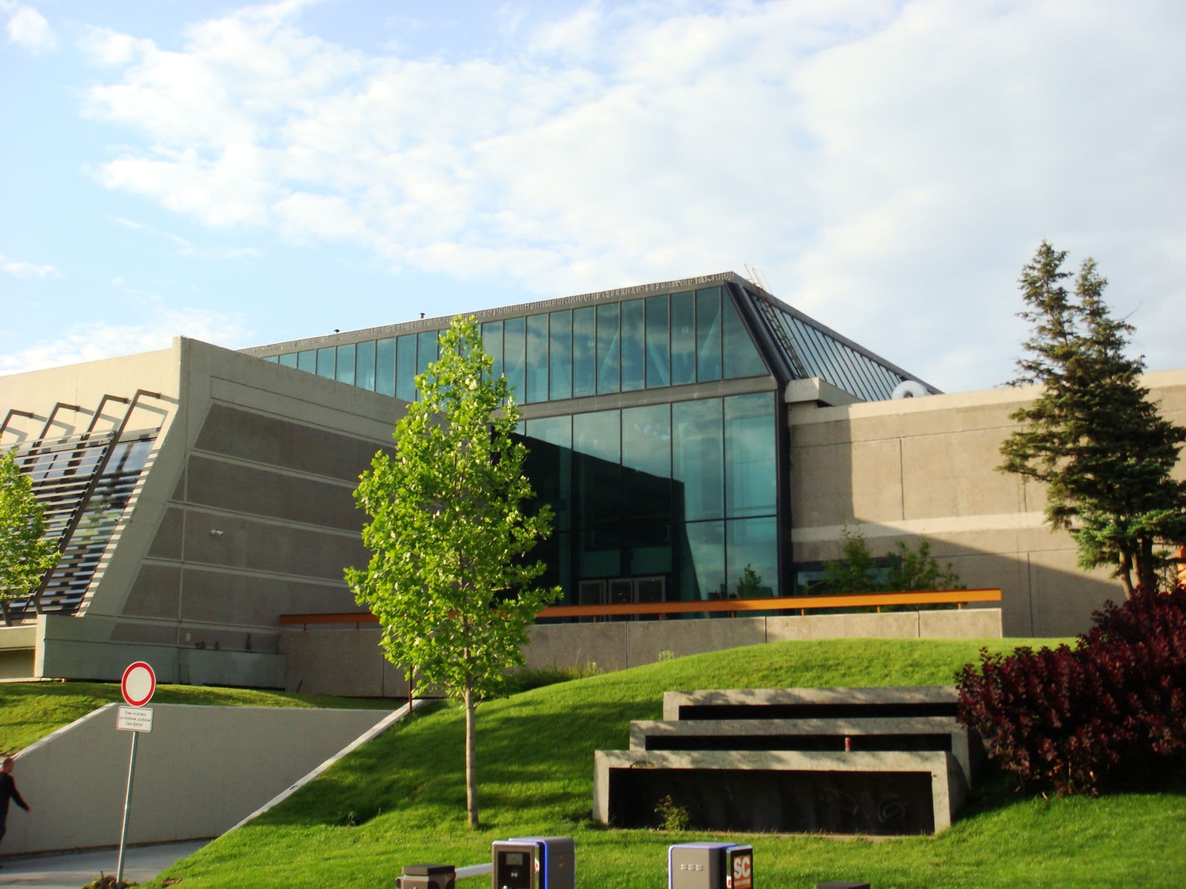 Architecture - Image 18