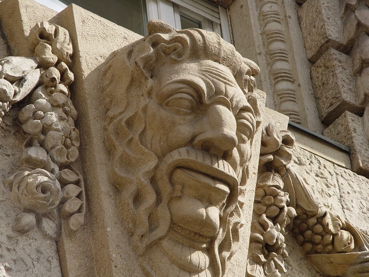 Architecture - Image 19